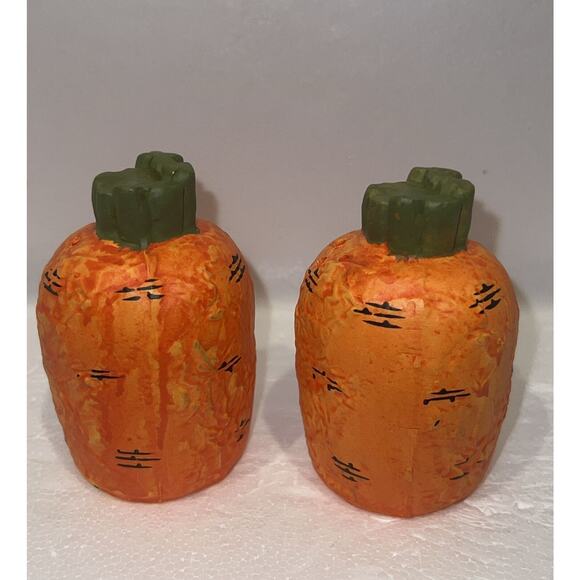 Vintage HOLT HOWARD Salt Pepper Shakers CARROT Pair Shaped Foil Label RARE! - Picture 3 of 8